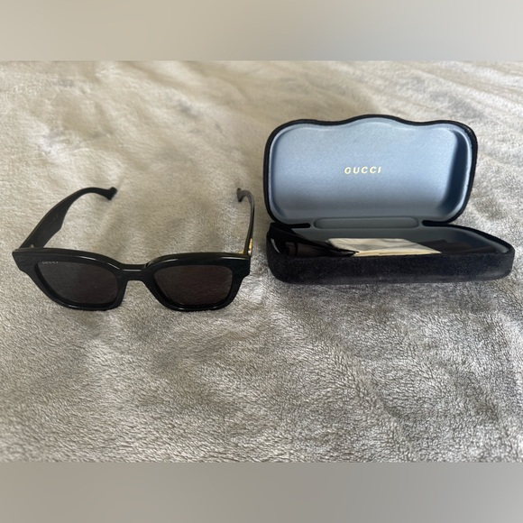 Gucci Women's GG0998S Sunglasses - Picture 8 of 9